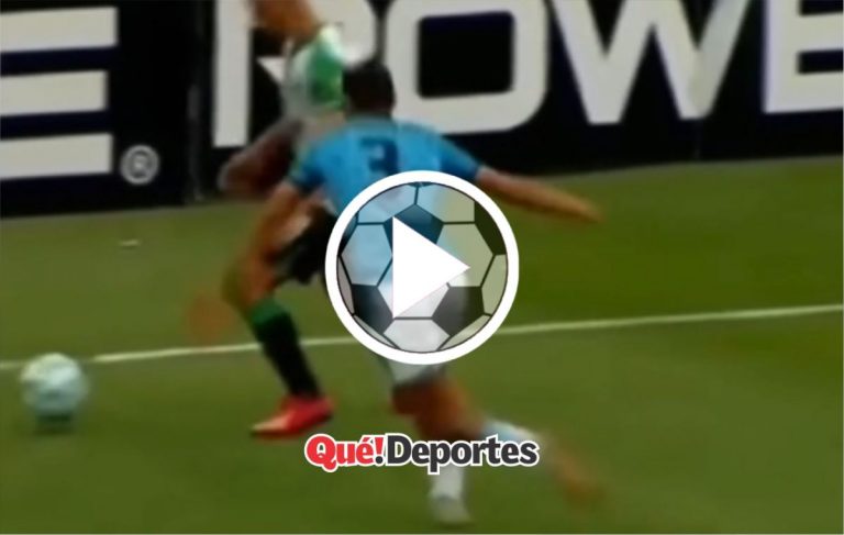 ¡Por Dios cierra esas piernas!