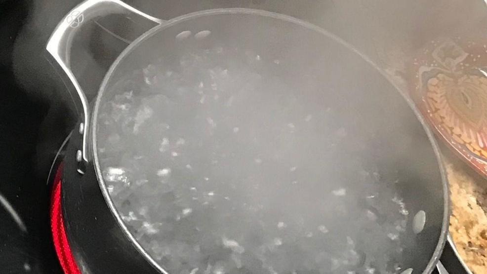 Cebollas rellenas de carne, un plato delicioso y perfecto para la familia 4 Preparación de las cebollas rellenas