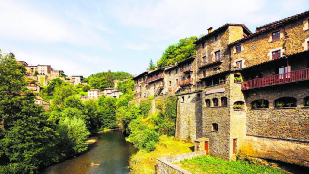 Pueblos de Barcelona que debes visitar antes de que acabe el año