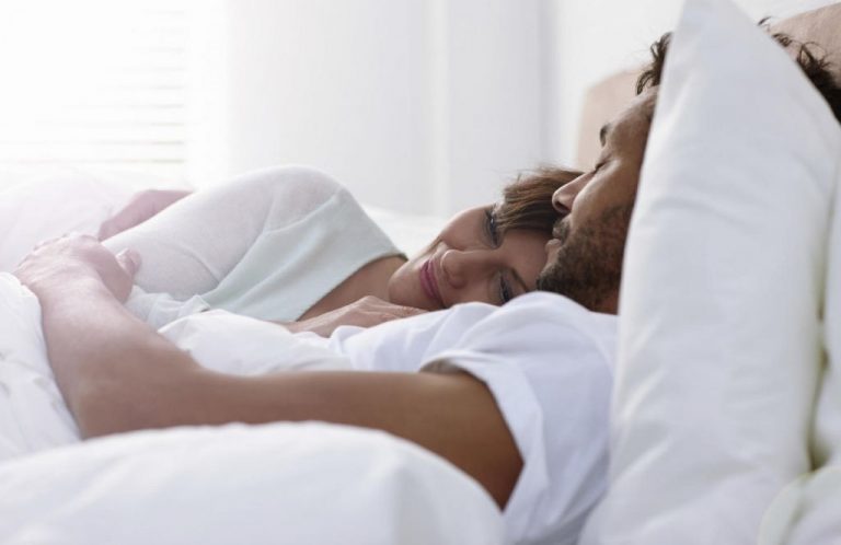 Según como duermas, así serán tus relaciones