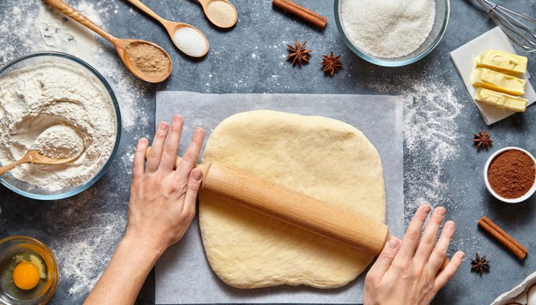 Por qué las recetas de dulces llevan un poco de sal para que salgan mejor