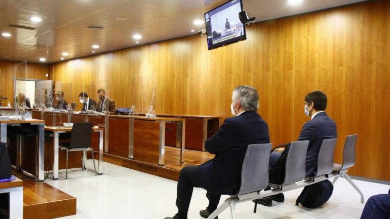 Roca y Muñoz admiten delitos en una causa por operaciones urbanísticas