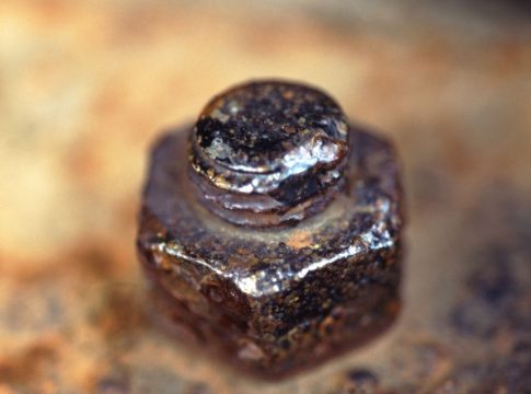 sacar tornillo roto Sacar un tornillo roto