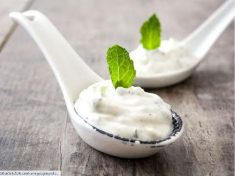 como hacer salsa de yogur