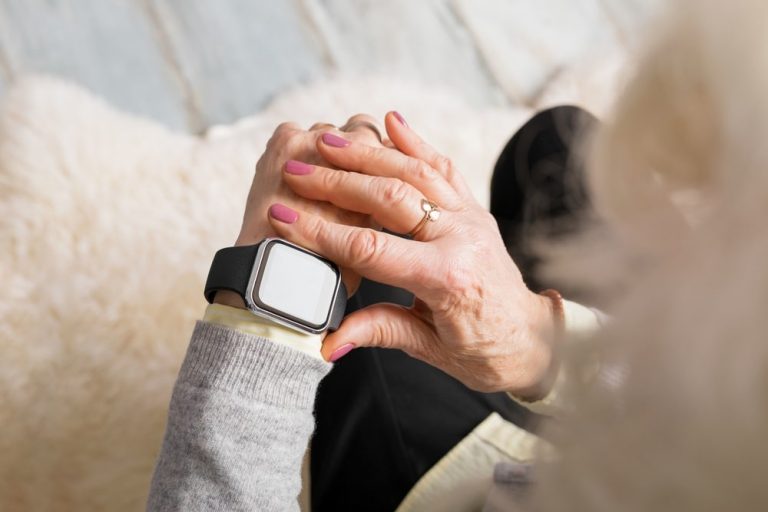 Smartwatch para tus mayores, los mejores modelos