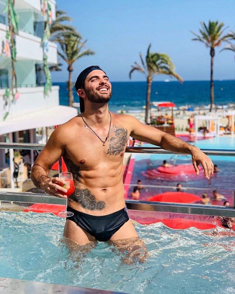 Suso Álvarez, el tronista de MYHYV que ha sacado una buena tajada de Telecinco para vivir a lo grande