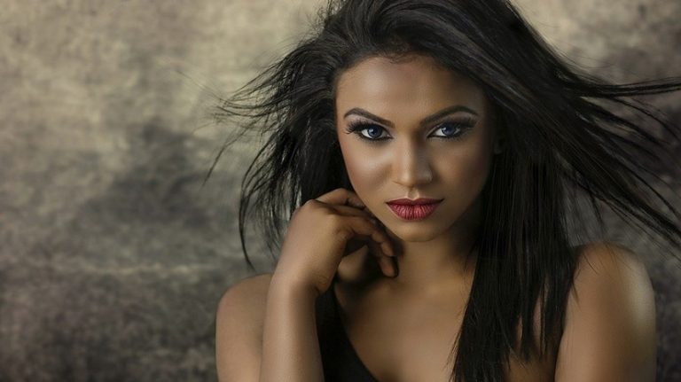 Cuidando la estética: dispositivos para el cabello y tratamientos para la piel