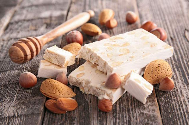 Qué nos aporta los turrones 