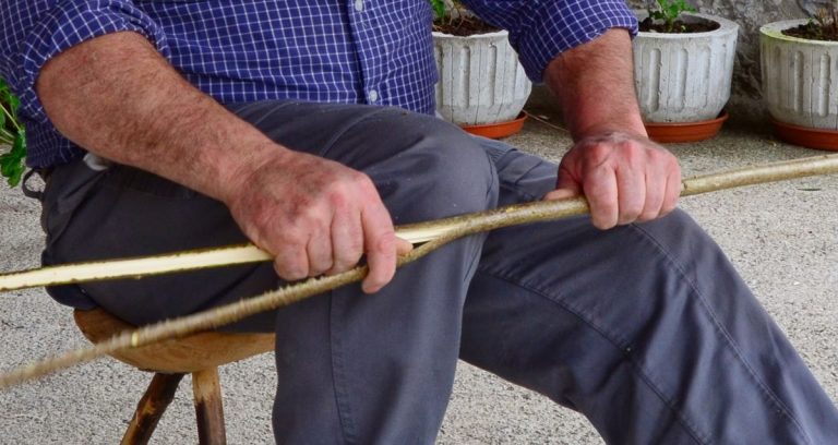 La Fiscalía le pide 6 meses por golpear a su sobrino con una vara de avellano