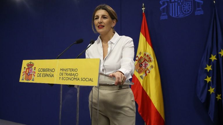 Gobierno y Consejo de Juventud abren diálogo para diseñar una estrategia contra la precariedad juvenil