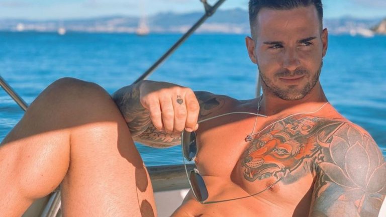 Alex Bueno y otros rostros de MYHYV que 'venden su cuerpo' en OnlyFans