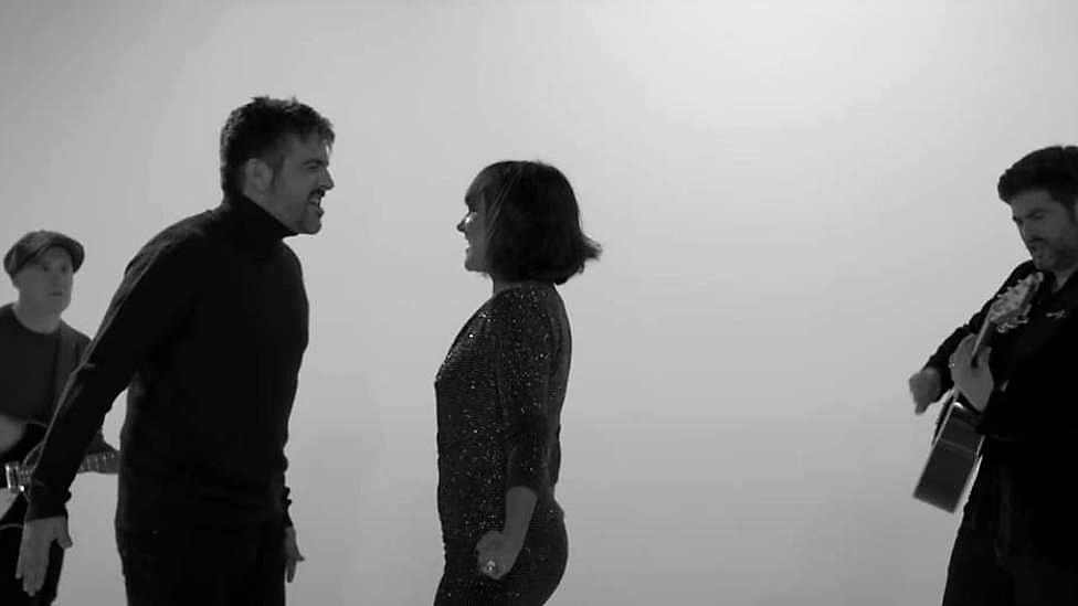 Estopa con Amaral unidos en 'Despertar' 8 Estopa Amaral Despertar