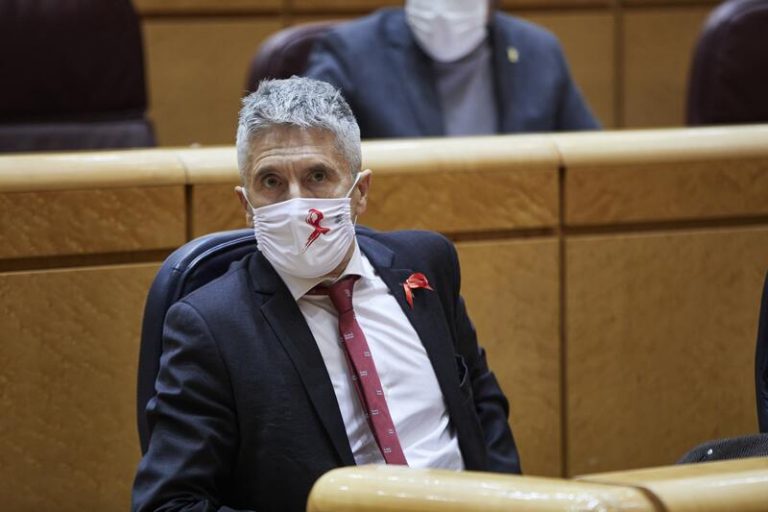 Marlaska cree que Otegi tenía que haber abandonado la 