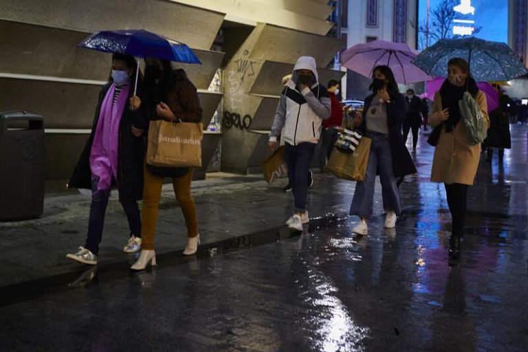 La confianza del consumidor sube en noviembre pero sigue en mínimos de 2009