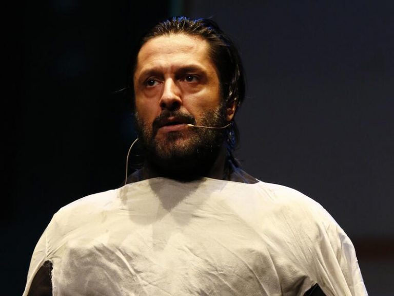 Rafael Amargo desvela sus planes navideños y sus deseos para 2021