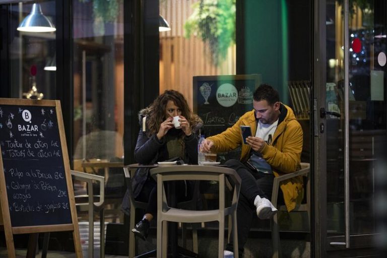 El plan de rescate a la hostelería, el comercio y el turismo entra en vigor