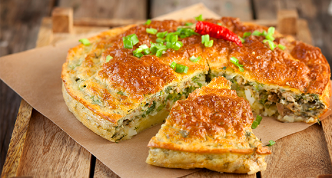 Pastel de atún con aceitunas