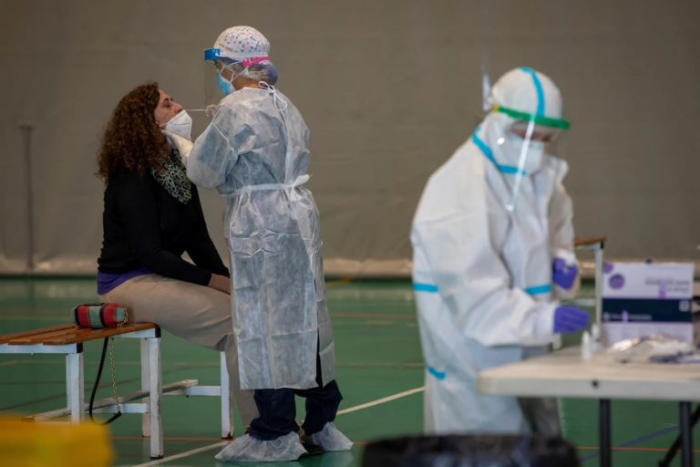 Andalucía suma 780 casos y 48 muertes, mayor cifra en diez días