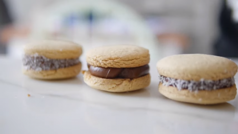 Aprende a hacer unos alfajores de maicena caseros fáciles y de escándalo