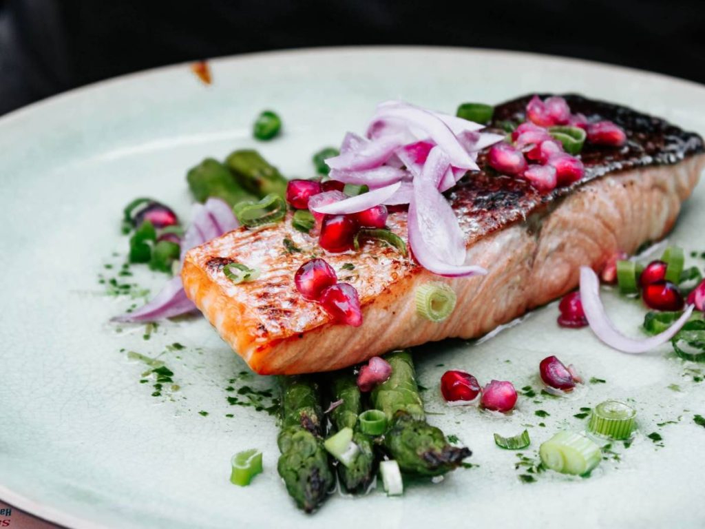 Así es la dieta del pescado que te promete perder muchos kilos en una semana 11 Beneficios de incluir el pescado en tu dieta