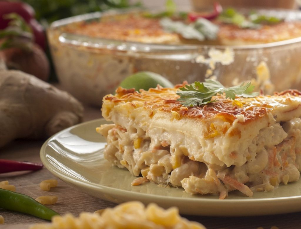 Cómo hacer una bechamel ligera para gratinar 4 Preparaciones con bechamel