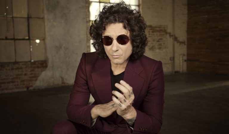 Bunbury presenta 