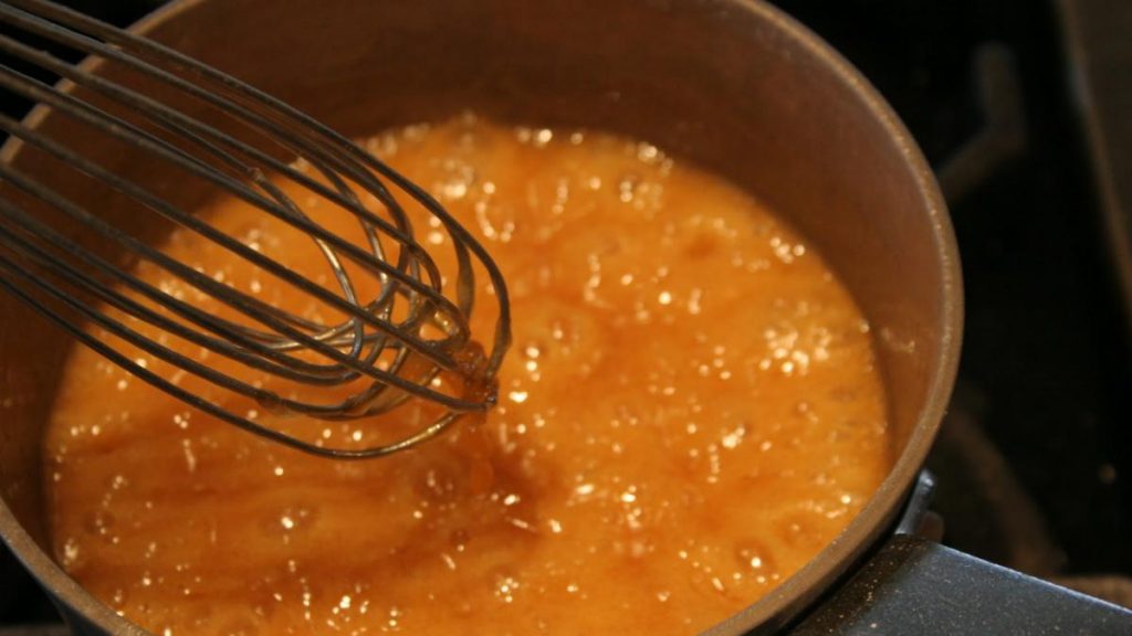 Caramelo para el flan de coco