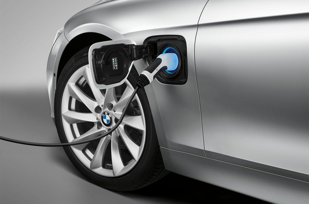 Recarga de los coches híbridos