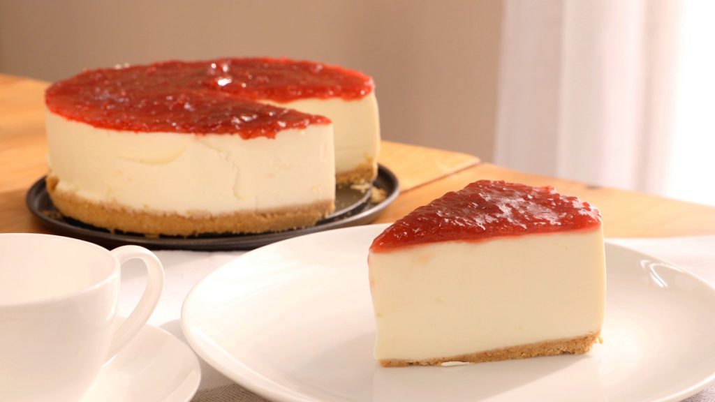 Chicote: así es la tarta de queso, nueces y frambuesas que arrasa en Instagram 2 Ingredientes para preparar la tarta de queso, nueces y frambuesas de Alberto Chicote