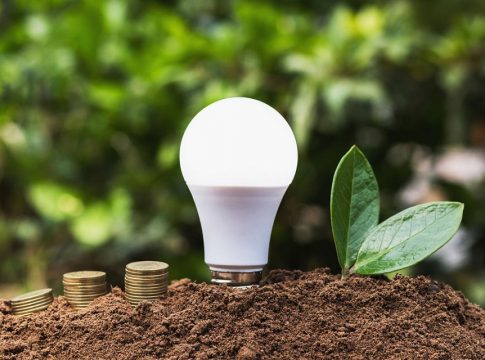 Cómo elegir una bombilla led eficiente según la OCU Cómo elegir una bombilla led eficiente según la OCU