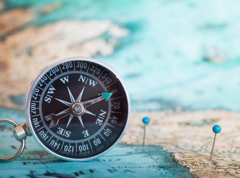 Cómo funciona una brújula 10 Cómo funciona una brújula