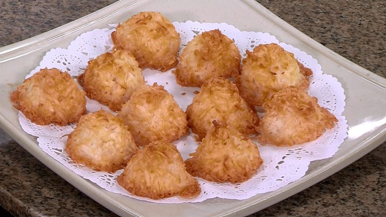 Cómo hacer coquitos artesanos de Navidad