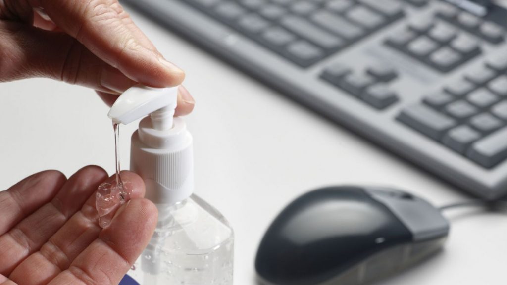 Cómo hacer gel desinfectante para manos con alcohol 2 ¿Qué es el gel desinfectante?