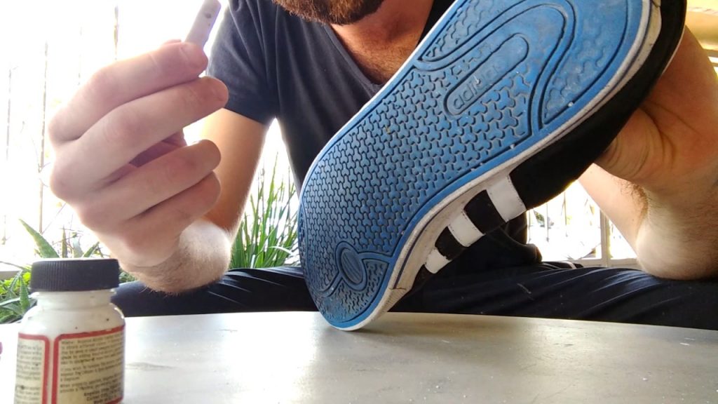 Como hacer que los zapatos no resbalen 2