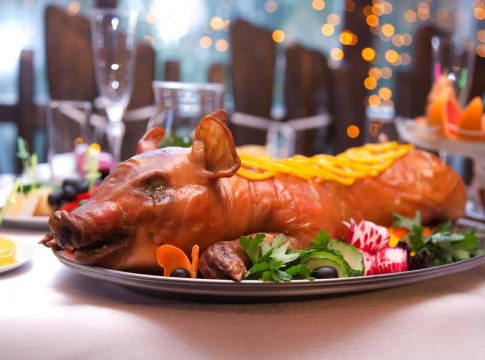 Cómo hacer un cochinillo asado al horno que quede espectacular Cómo hacer un cochinillo asado al horno que quede espectacular