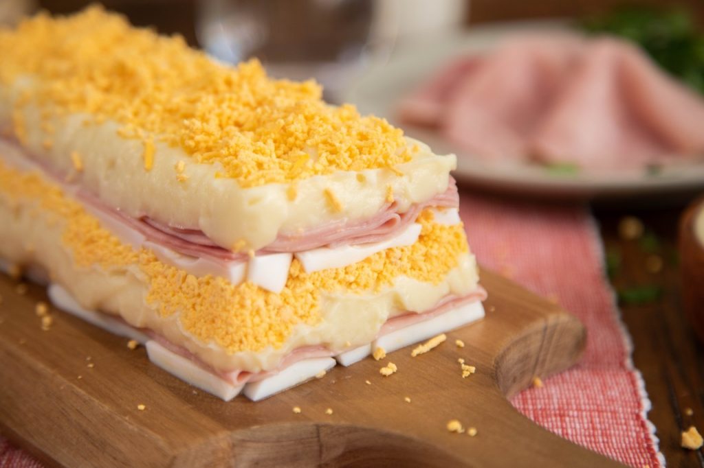 ¿Cómo preparar pastel de patatas frío?