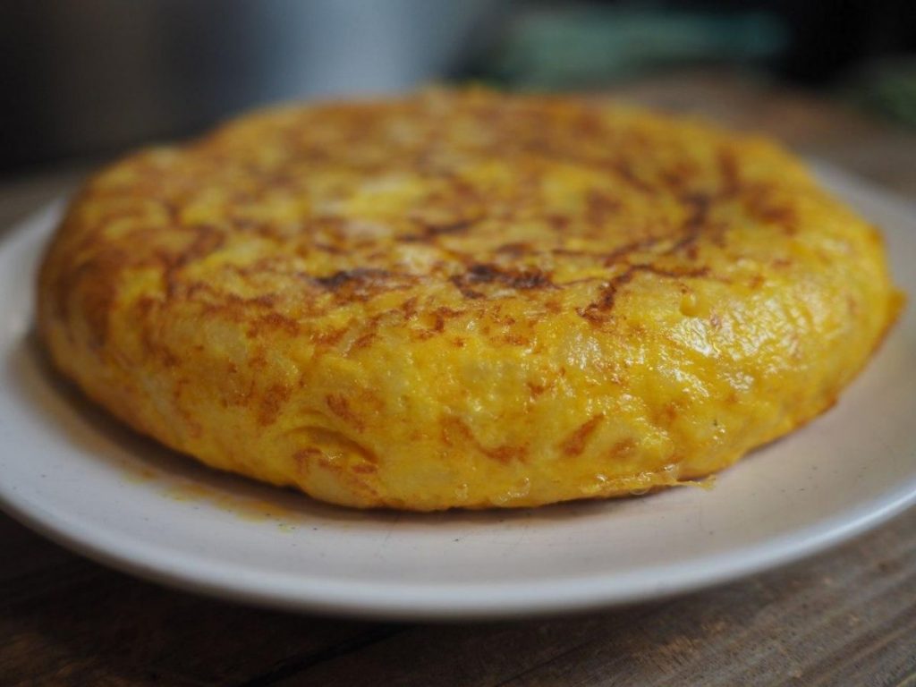 Tortilla de patatas: los trucos de Arguiñano para que salga perfecta