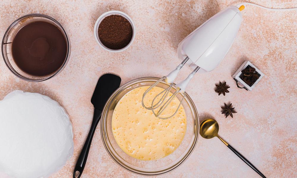 Cómo hacer una tarta de manzana en el microondas 6 Materiales a utilizar