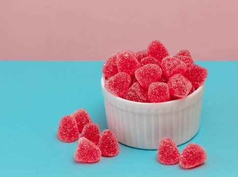 Cómo hacer unas gominolas caseras de fruta natural Cómo hacer unas gominolas caseras de fruta natural