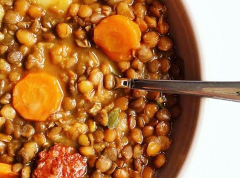 Paso a paso: Cómo hacer unas nutritivas lentejas con calabaza Paso a paso: Cómo hacer unas nutritivas lentejas con calabaza