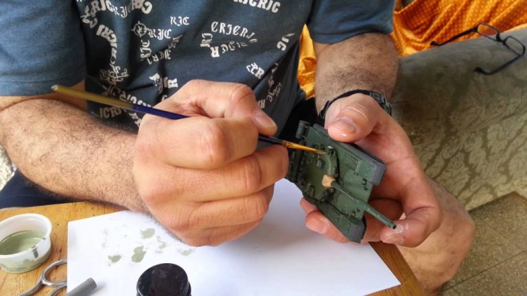 Cómo pintar una maqueta para que quede perfecta