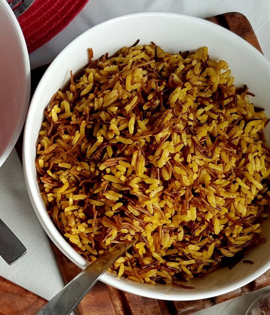 Cómo preparar el arroz al estilo árabe 7 Ingredientes del arroz árabe