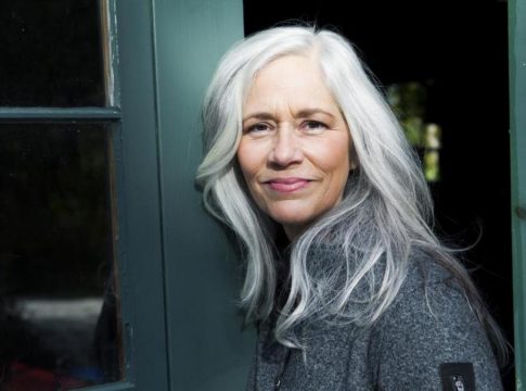 Cómo tratar el envejecimiento del pelo Cómo tratar el envejecimiento del pelo