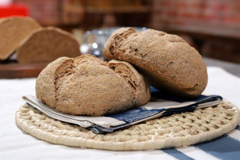 Cuidando tu dieta: así puedes hacer el pan integral en tu propia casa