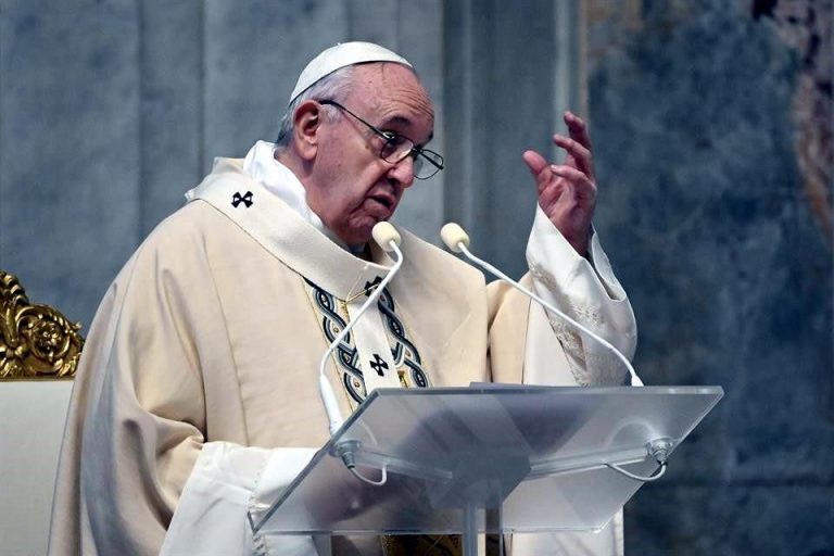 El Papa visita Luxemburgo y Bruselas, se entrevista con superviviente de abusos de la Iglesia