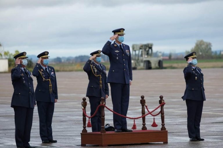 El Rey Felipe VI visita la Base Aérea de Talavera