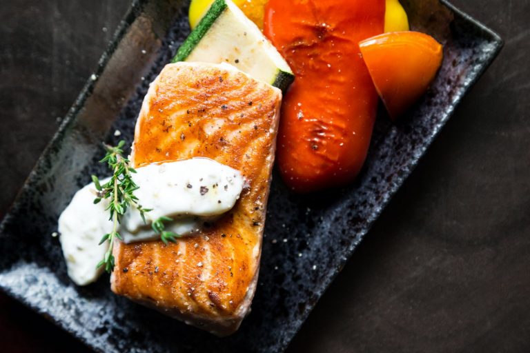 El truco para que el salmón no se reduzca a la mitad en la sartén
