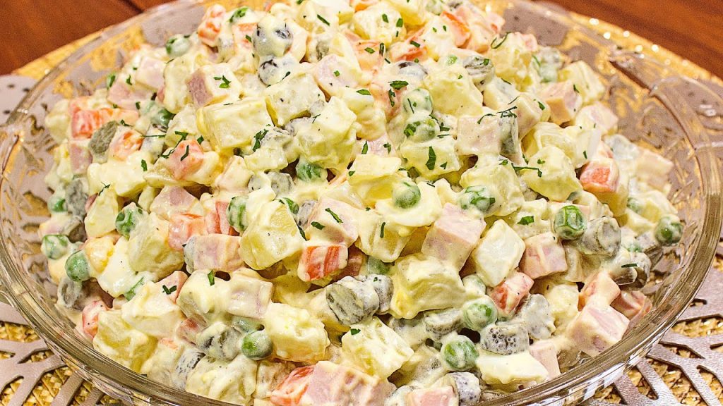 Cómo hacer una ensaladilla rusa de escándalo con verduras congeladas 4 Ensaladilla rusa