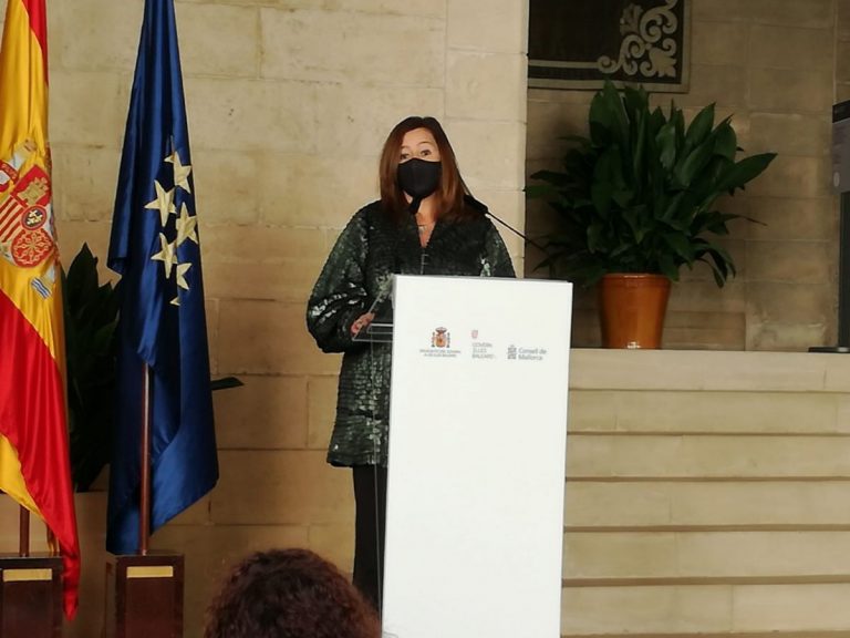 Armengol pide acercarse a la Constitución 