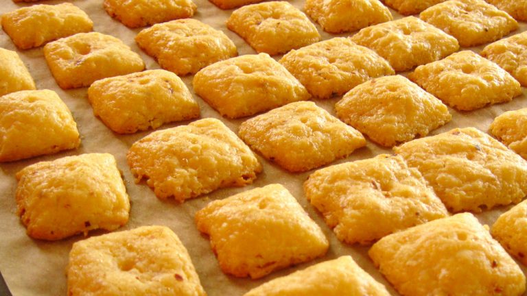 Galletas de queso cómo hacerlas con solo 3 ingredientes